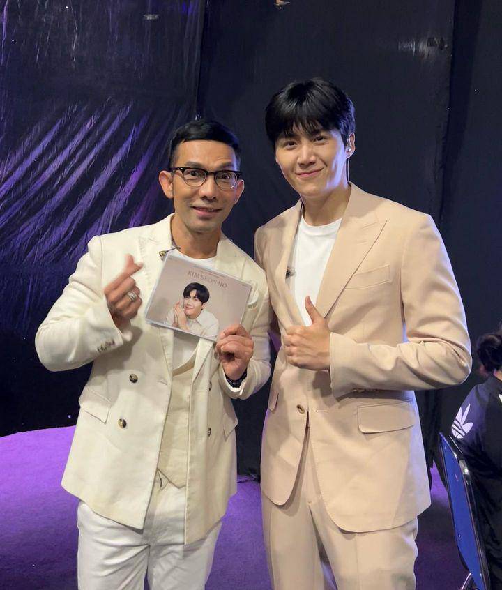 potret Indra Herlambang bersama Kim Seon Ho (instagram.com/indraherlambang)