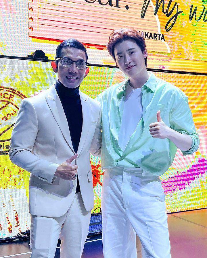 potret Indra Herlambang bersama Lee Jong Suk (instagram.com/indraherlambang)
