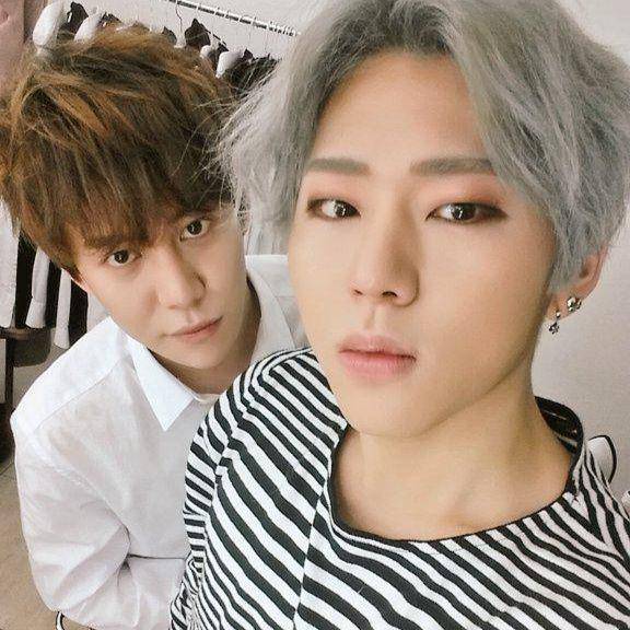 Park Kyung dan Zico Block B (twitter.com/ZICO92)