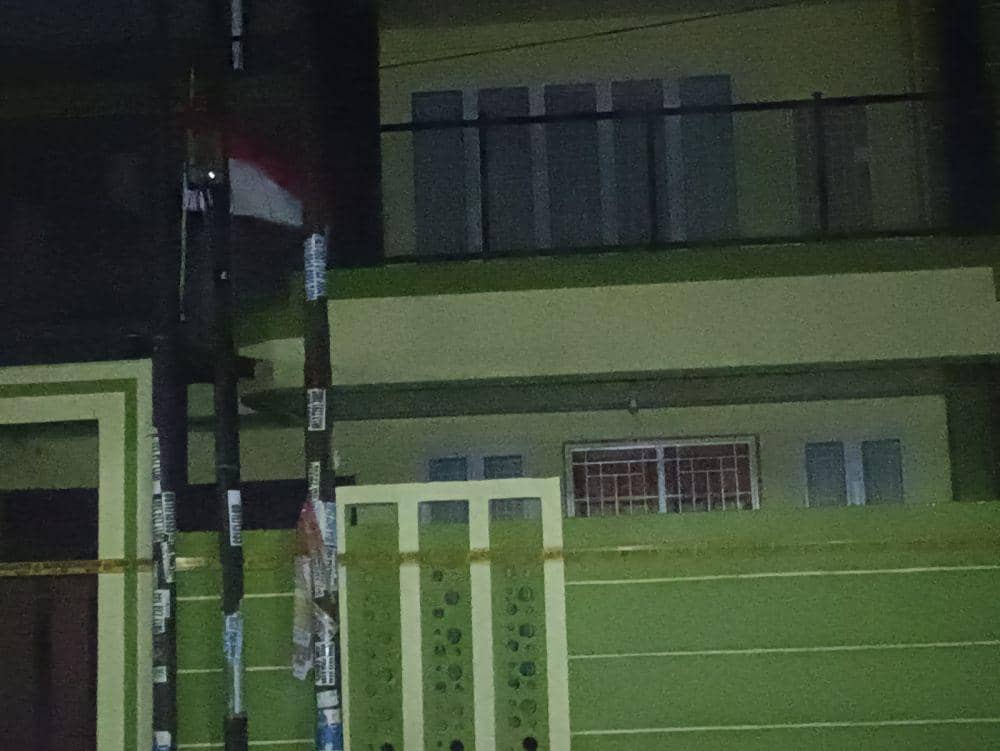 Penyegelan rumah milik selebgram Palembang berinisial APS di Pakjo Palembang (Dok: istimewa)