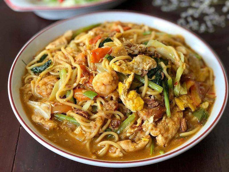 mie nyemek indomie (instagram.com/doyanmasak)