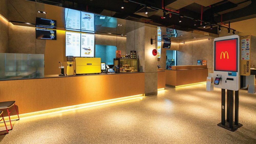 4 Tempat Non Bersejarah di Jakarta Pusat, McD Thamrin Comeback!