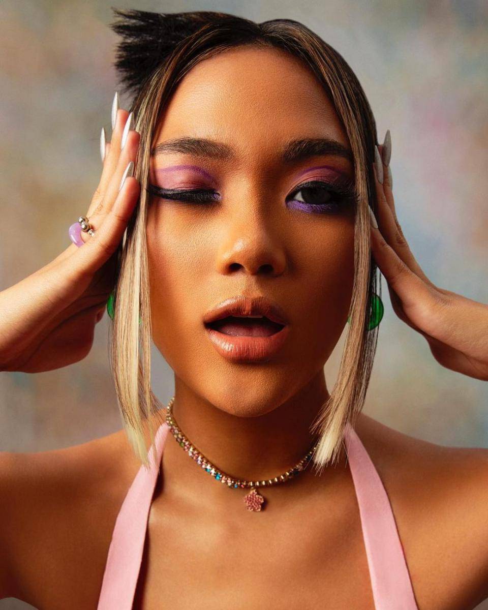 ide makeup ala Marion Jola (instagram.com/lalamarionmj)