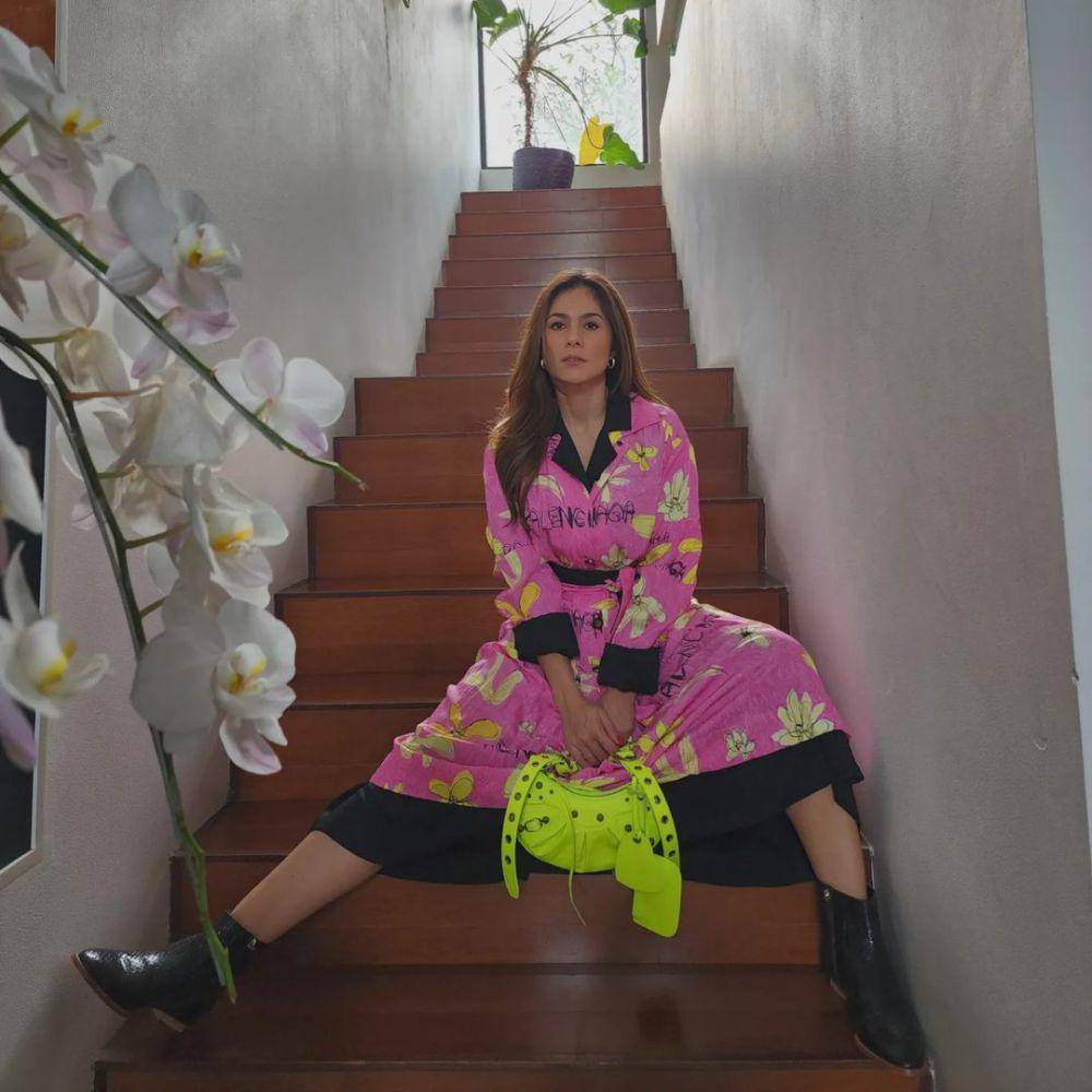 ide styling dress ala Wulan Guritno (instagram.com/wulanguritno)
