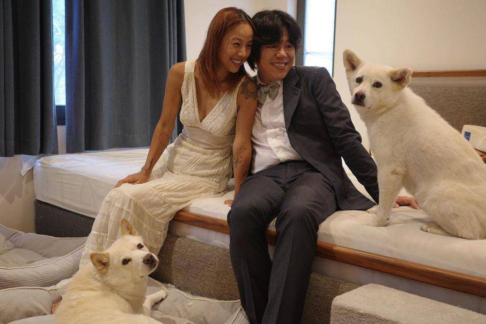 potret Lee Hyo Ri dan suami rayakan ulang tahun pernikahan ke-10 (instagram.com/lee_hyolee)