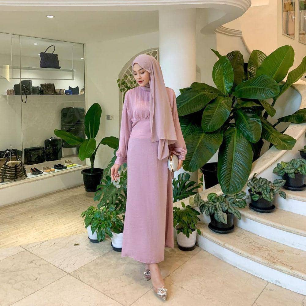 Putri Nuryuliani (instagram.com/putrinuryuliani)