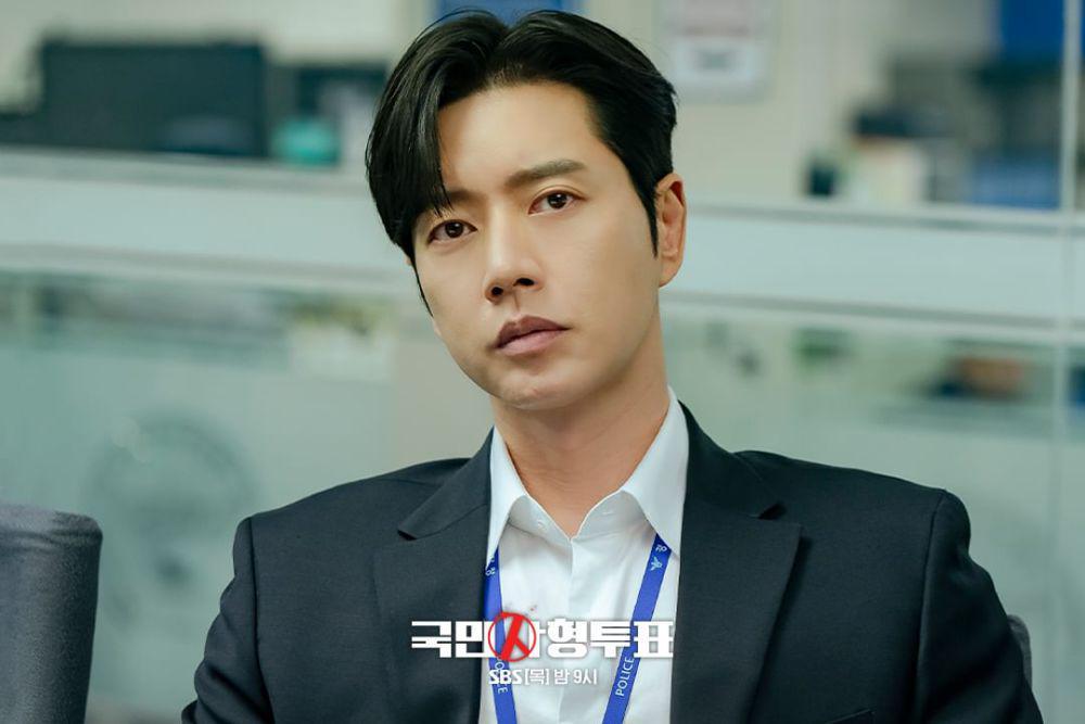 8 Lika-liku Kehidupan Kim Mu Chan di Drakor The Killing Vote