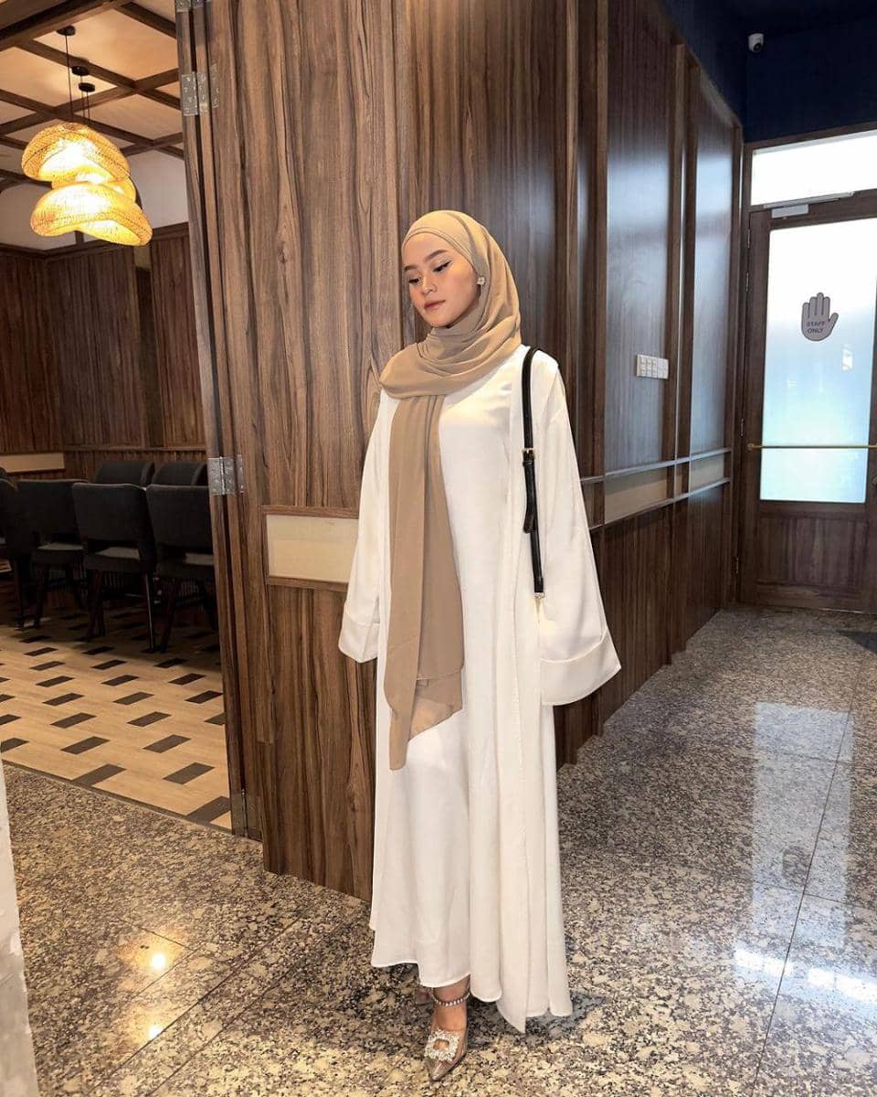 Putri Nuryuliani (instagram.com/putrinuryuliani)