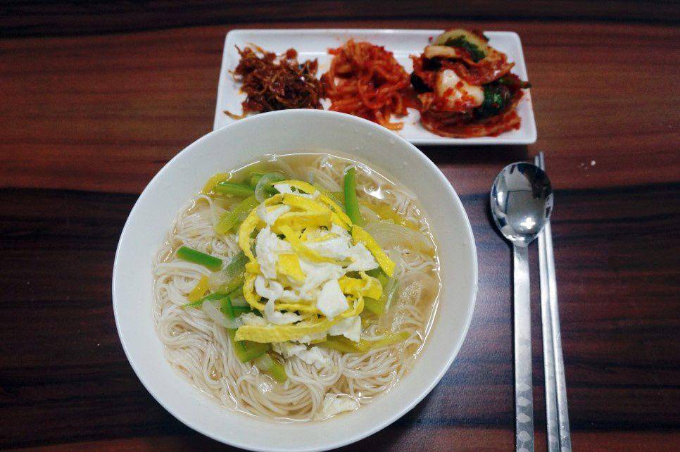 janchi-guksu (10000recipe.com/남먀)