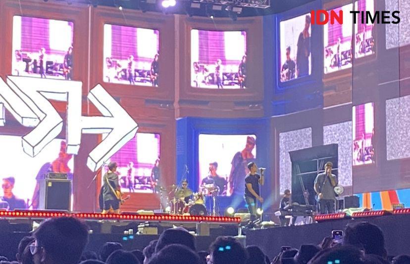 The Cash Kenalkan Vokalis Baru di Soundrenaline, Tampil Penuh Gimik!