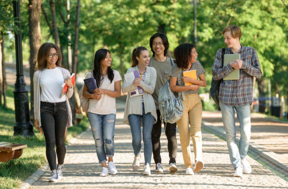 5 Alasan Mengapa KKN Menjadi Momen Tak Terlupakan bagi Mahasiswa