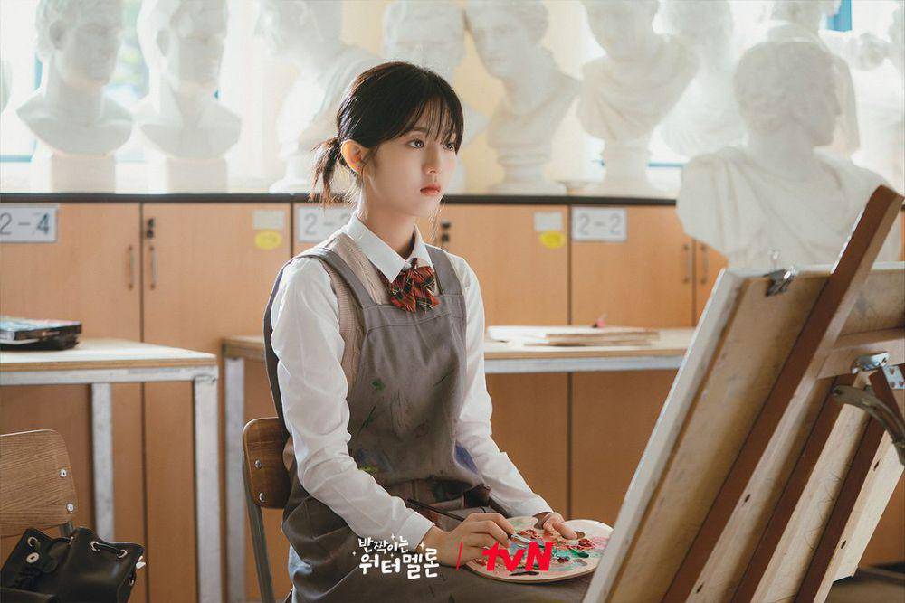 Shin Eun Soo di drama Twinkling Watermelon (instagram.com/tvn_drama)