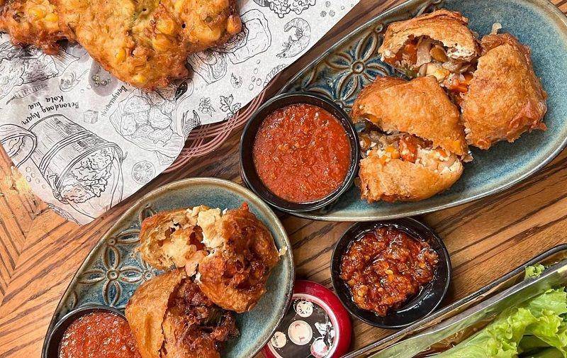 Menu Tahu Isi Udang Remboelan (instagram.com/velasss)