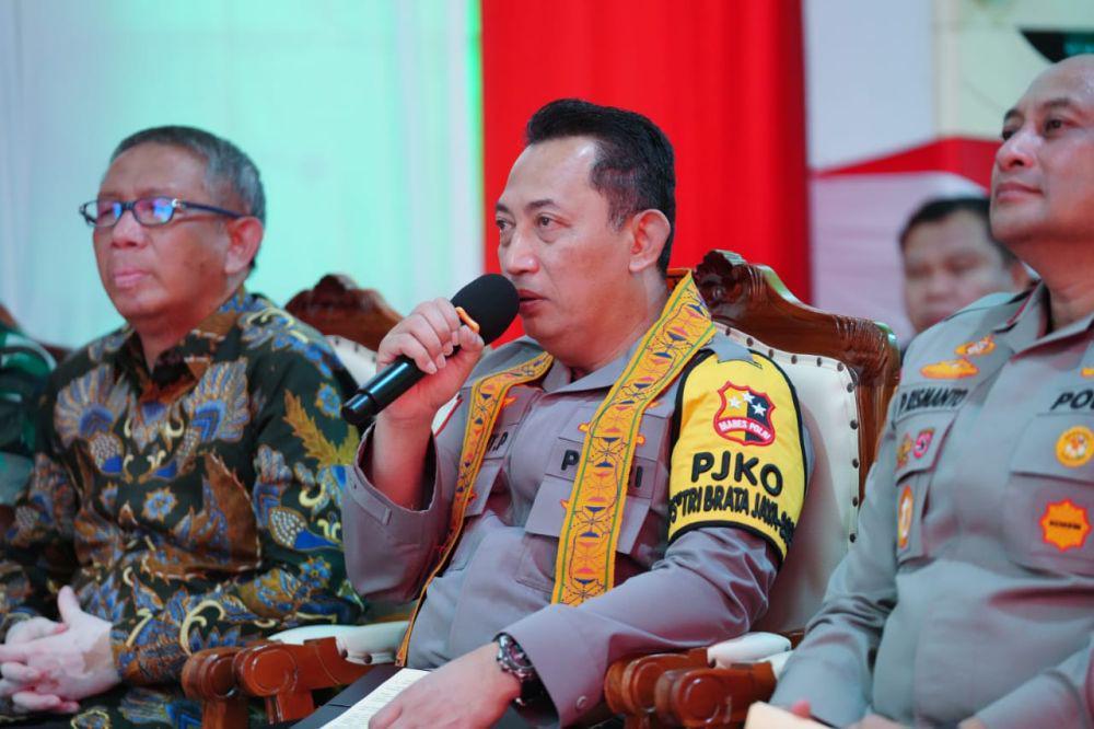 Kapolri Perintahkan Kapolda Keluarkan Maklumat Larangan Bakar Hutan