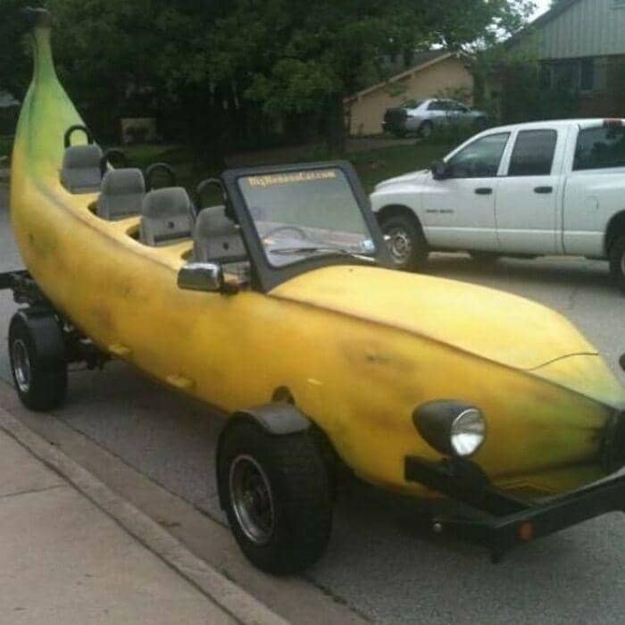 potret hal aneh tetangga (instagram.com/cursedimages2009)