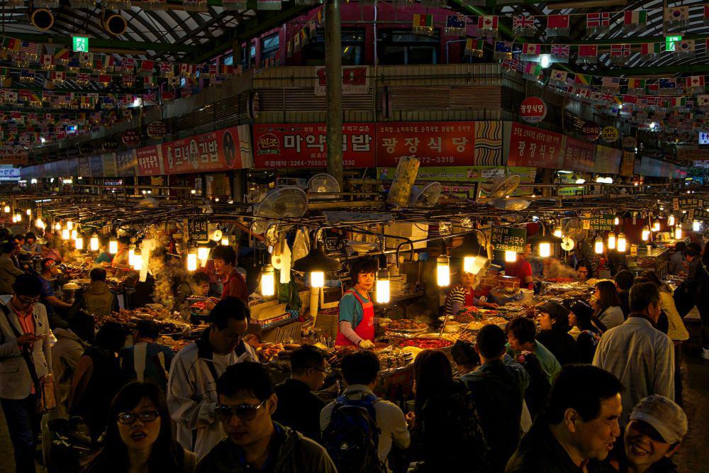 5 Pasar Tradisional untuk Wisata Kuliner di Korea Selatan