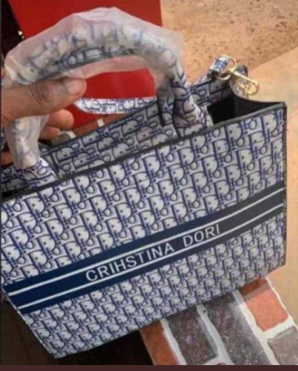 foto barang KW pelesetan dari Dior (reddit.com/user/stanley-mtbk)