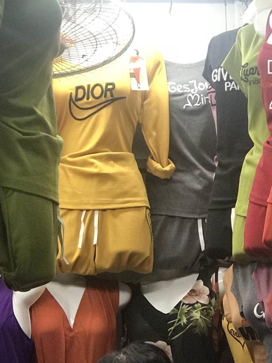 foto barang KW pelesetan dari Dior (reddit.com/user/Nameabuser)