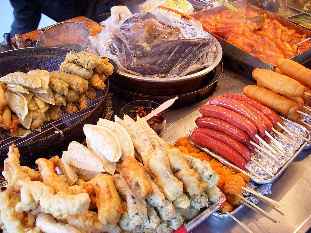 ilustrasi street food korea (commons.wikimedia.org/by LWY)