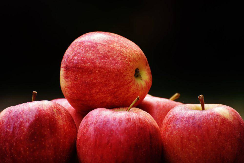 ilustrasi buah apel (pexels.com/Pixabay)