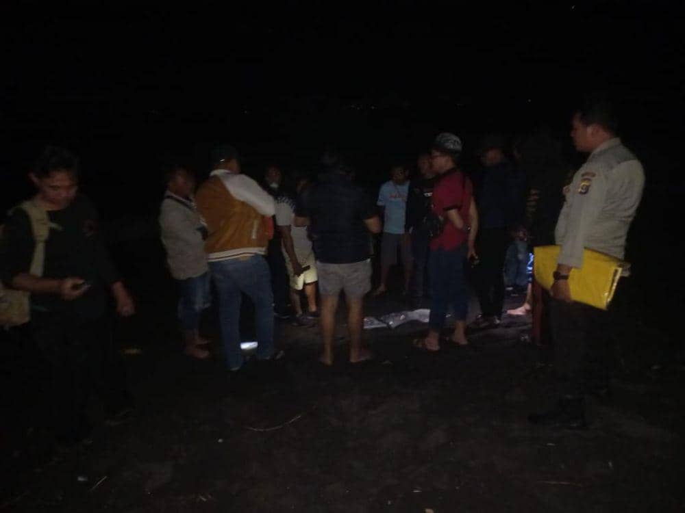Pemancing temukan diduga potongan kaki dan organ manusia di Pantai Yeh Malet. (Dok.IDNTimes/Polres Karangasem)