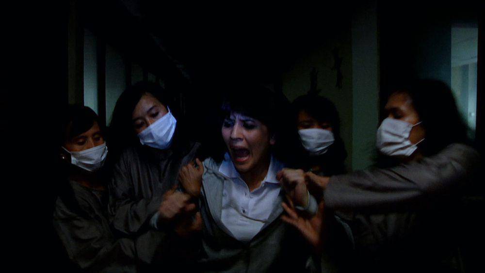 V/H/S (dok. Bloody Disgusting / V/H/S)