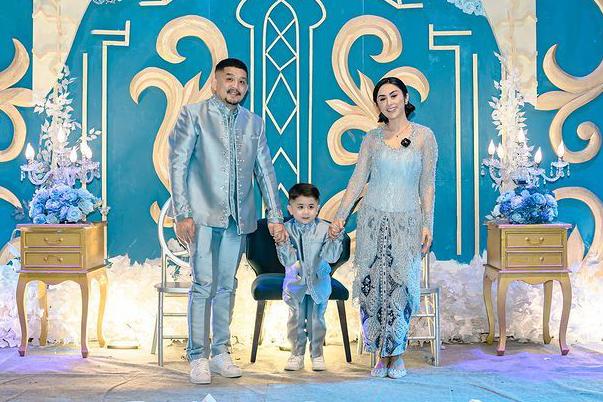 8 Momen Tasyakuran Khitan Abidzar Anak Selvi Kitty dan Rangga Ilham