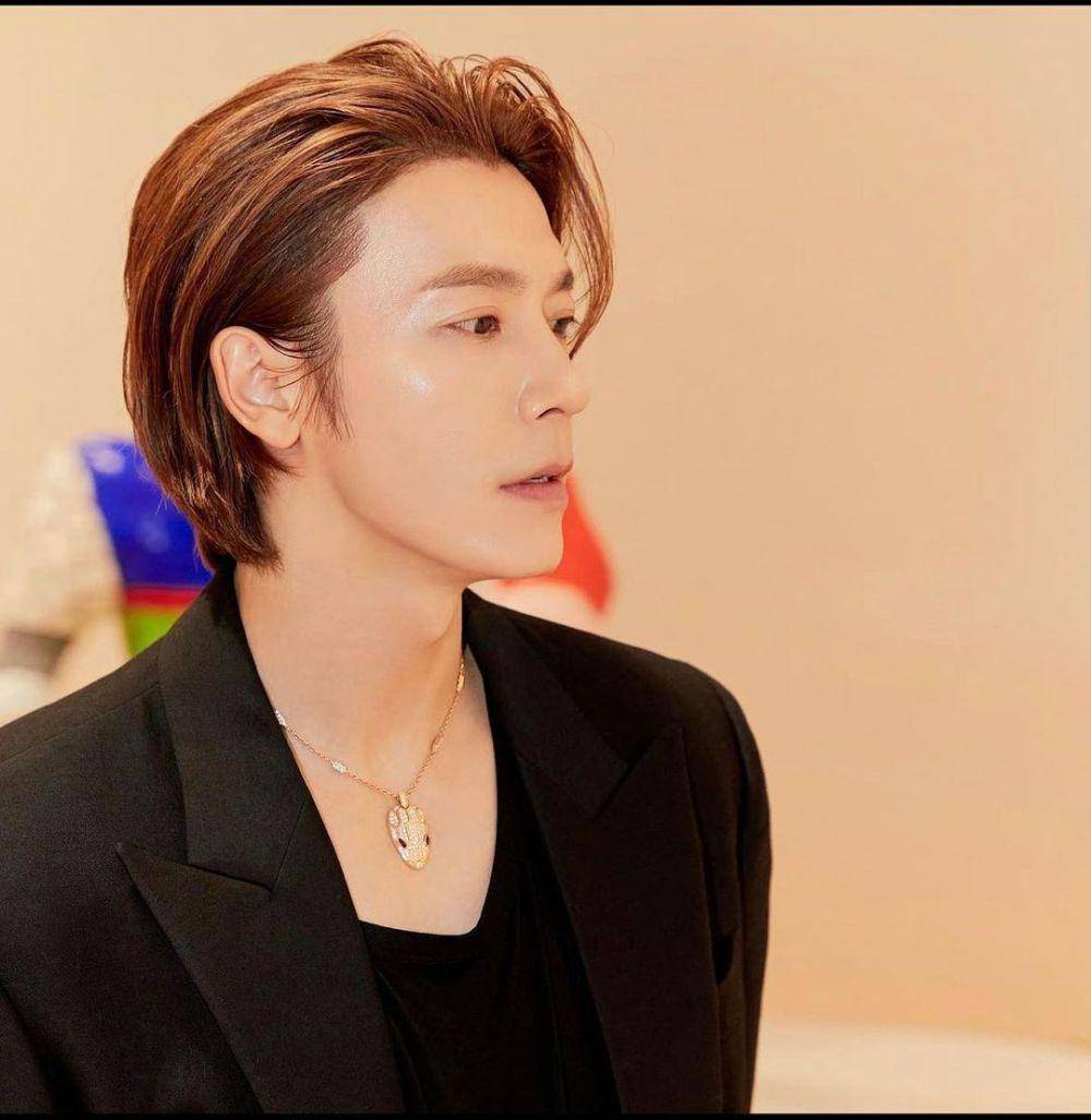 Lee Dong Hae (instagram.com/leedonghae)