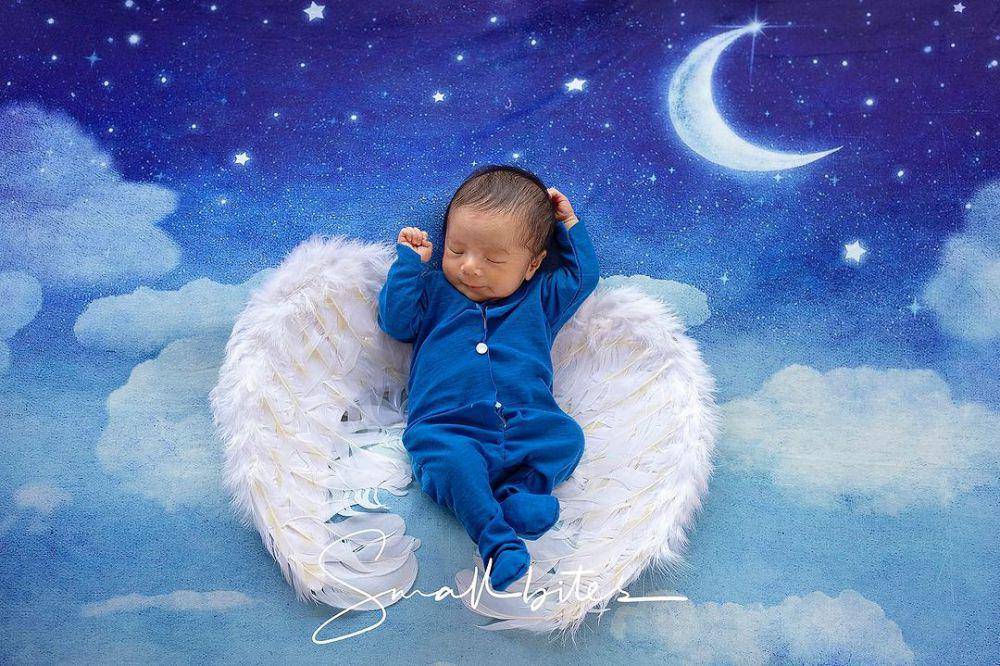 newborn photoshoot Elhan, anak Sammy Simorangkir dan Viviane (instagram.com/rittarrajagukguk)