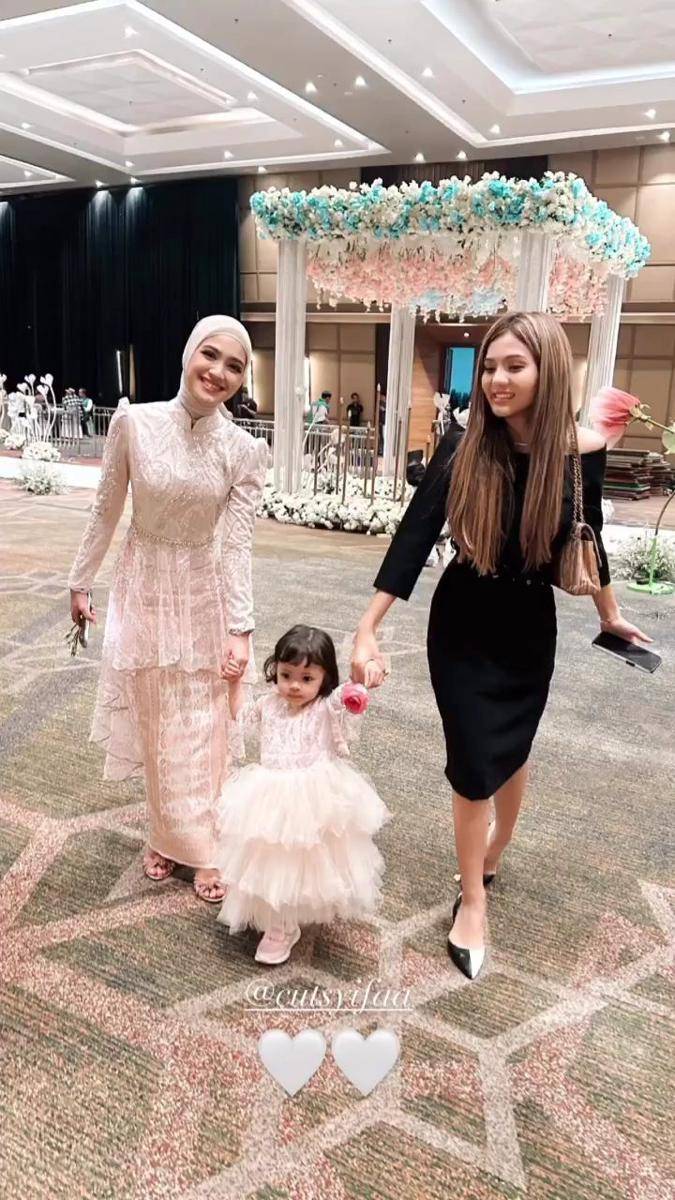 potret tamu pernikahan Teuku Anwar, kakak Cut Syifa (instagram.com/afifahifah23)