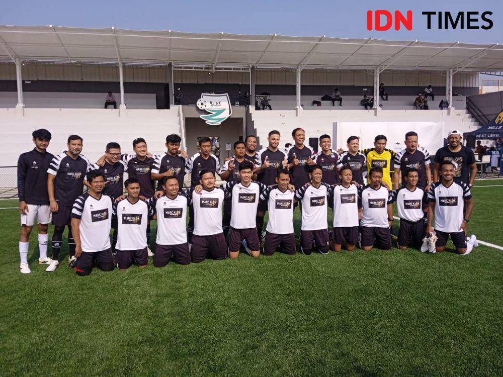 Marc Klok kolaborasi dengan Mills. (IDN Times/Sandy Firdaus)