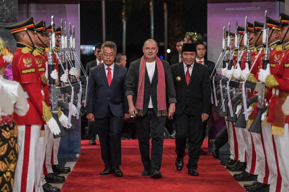 PM Cook Islands Jadi Tamu Pertama KTT ASEAN yang Tiba di Indonesia