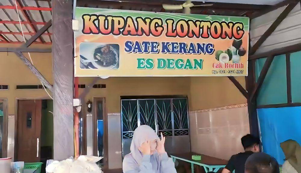 Warung Kupang Lontong Sate Kerang Cak Rochib (youtube/varidah54A_channel)