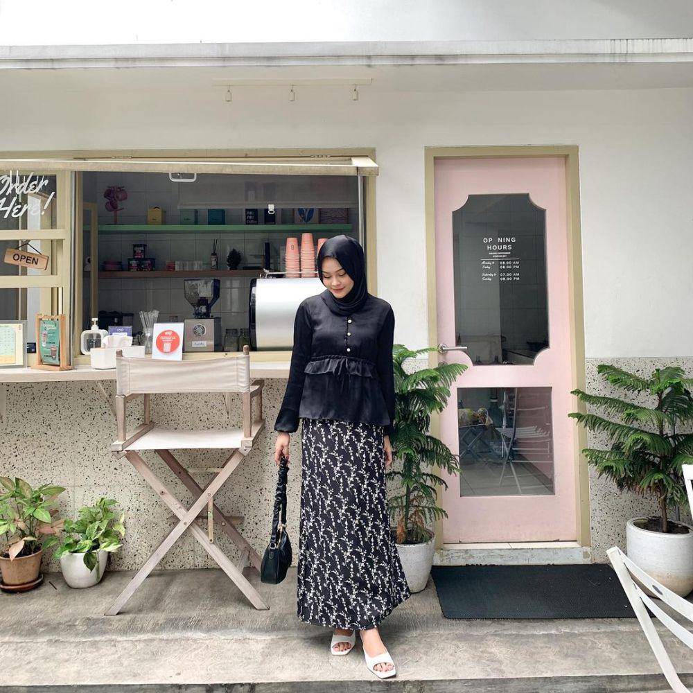 Putri Nuryuliani (instagram.com/putrinuryuliani)