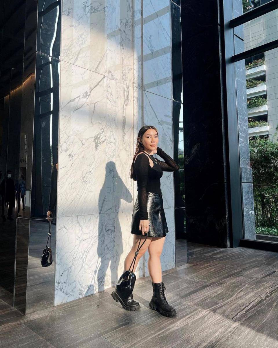 Outfit konser. (instagram.com/kyranayda)