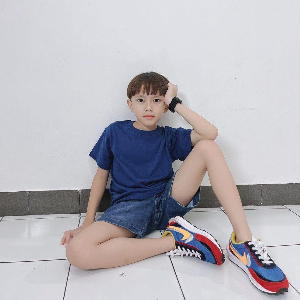 7 Potret Arvano, Selebgram Cilik yang Jago Bahasa Inggris