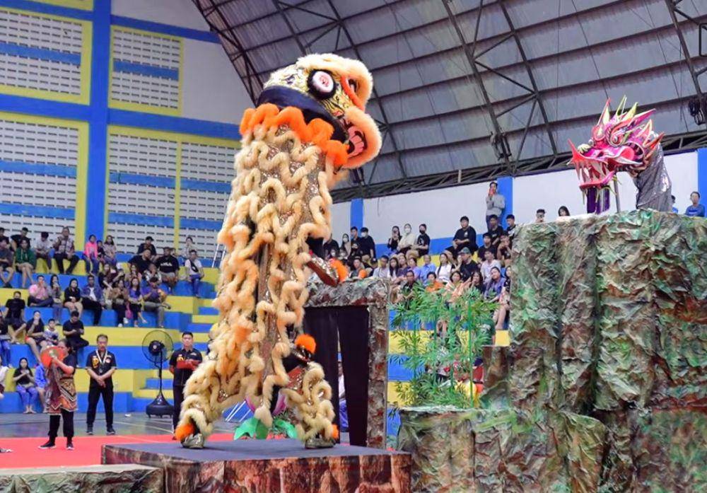 Tim barongsai Bali saat berlaga di BK PON Zona C di Kalimantan Barat. (YouTube.com/Kevin Loanda)