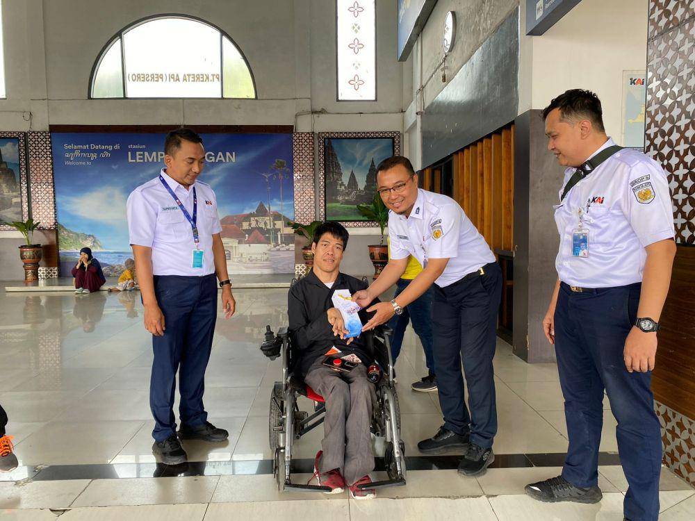 Layanan pelanggan difabel Kereta Api. (Dok. Istimewa)