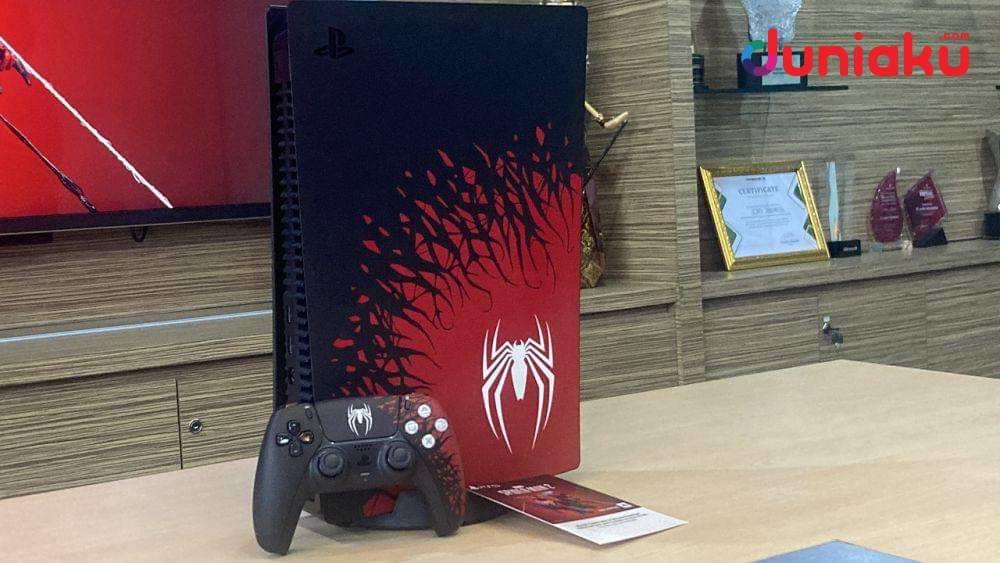 PlayStation 5 Spider-Man 2 Limited Edition. duniaku.com/Adhitya Daniel