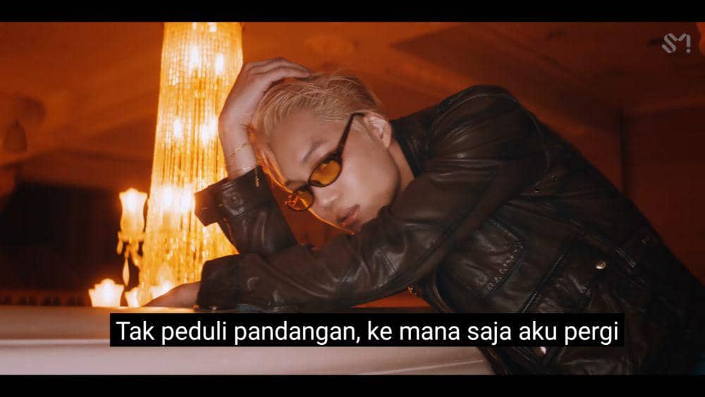 cuplikan MV "Rover" (youtube.com/SMTOWN)