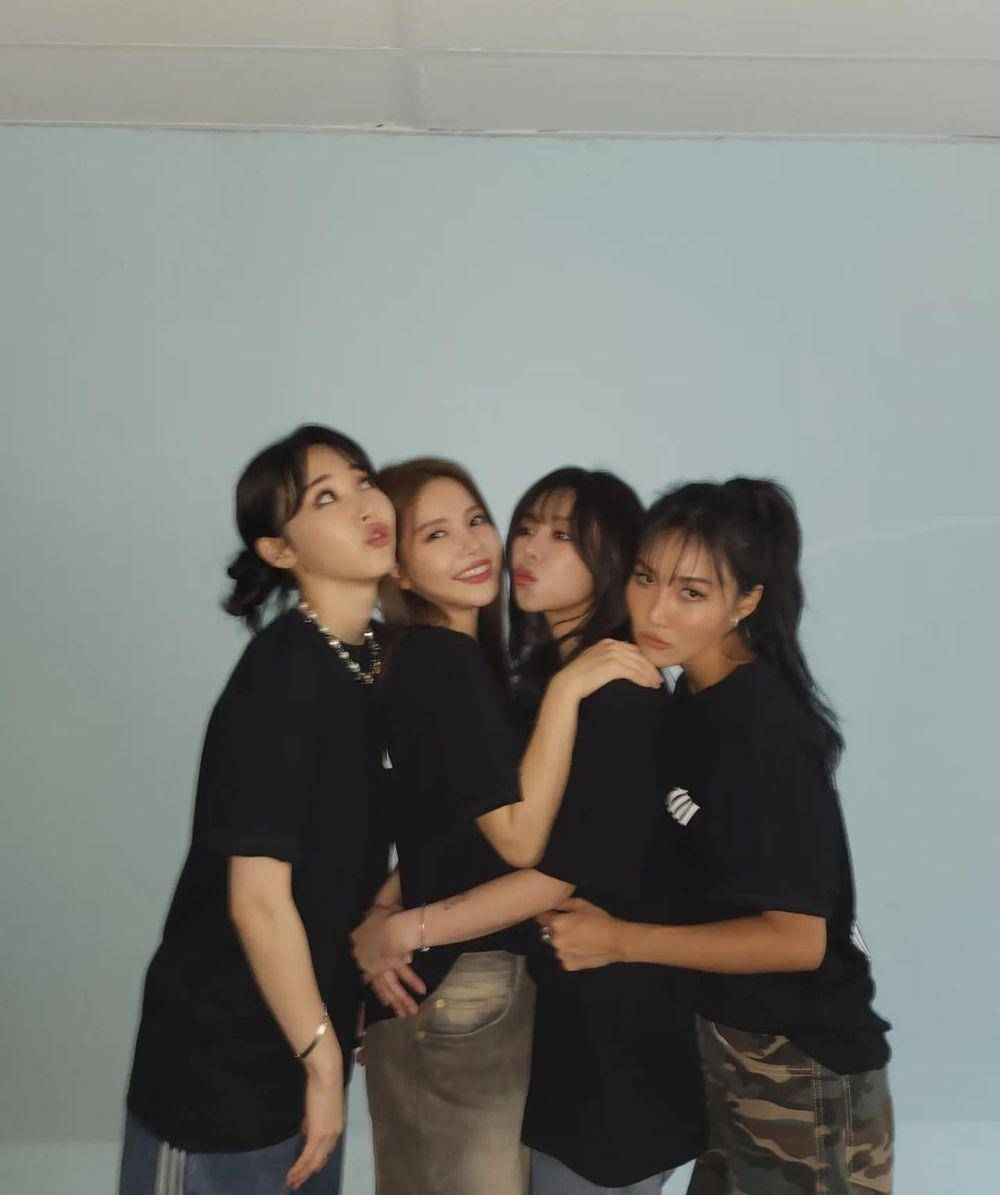 potret MAMAMOO (instagram.com/_mariahwasa)
