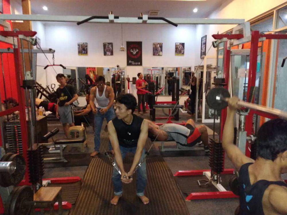 Tampak beberapa member sedang berolahraga. (Instagram.com/g2gym_jember)