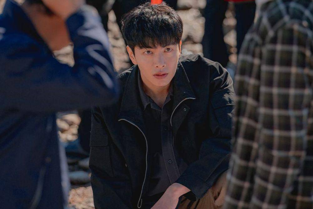 Still cut drama Behind Your Touch (instagram.com/jtbcdrama)