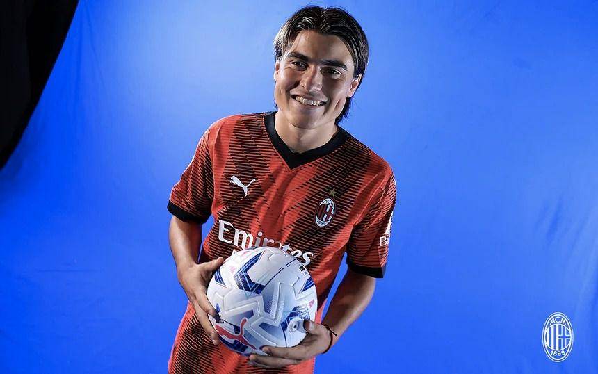 Luka Romero (acmilan.com)