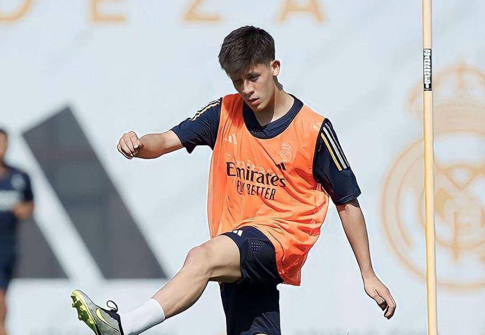 Arda Guler saat berlatih bersama Real Madrid. (instagram.com/10ardaguler)