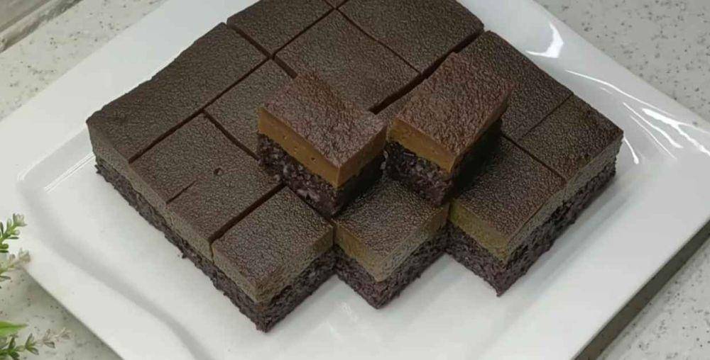 ilustrasi katirisala ketan hitam (youtube.com/Mama Ci Memasak)