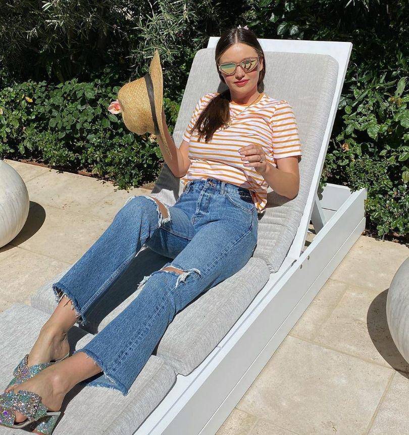 ide summer outfit ala Miranda Kerr (instagram.com/mirandakerr)