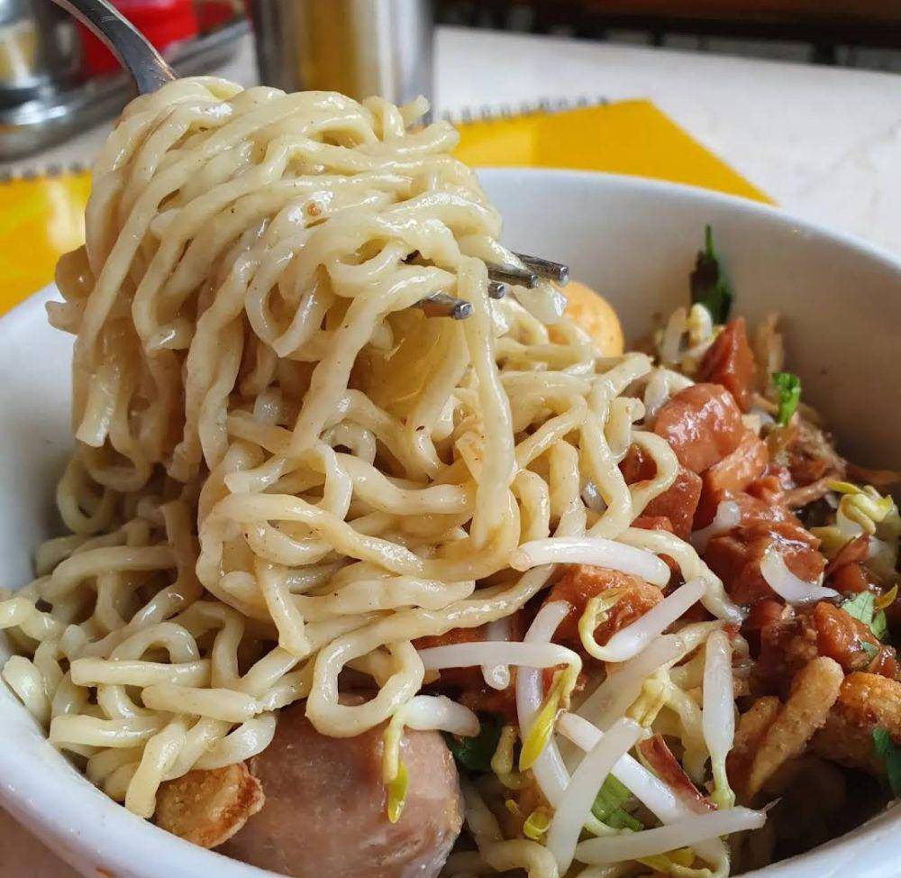Bakmi Golek Cawang (google.com/maps/H Hengki)