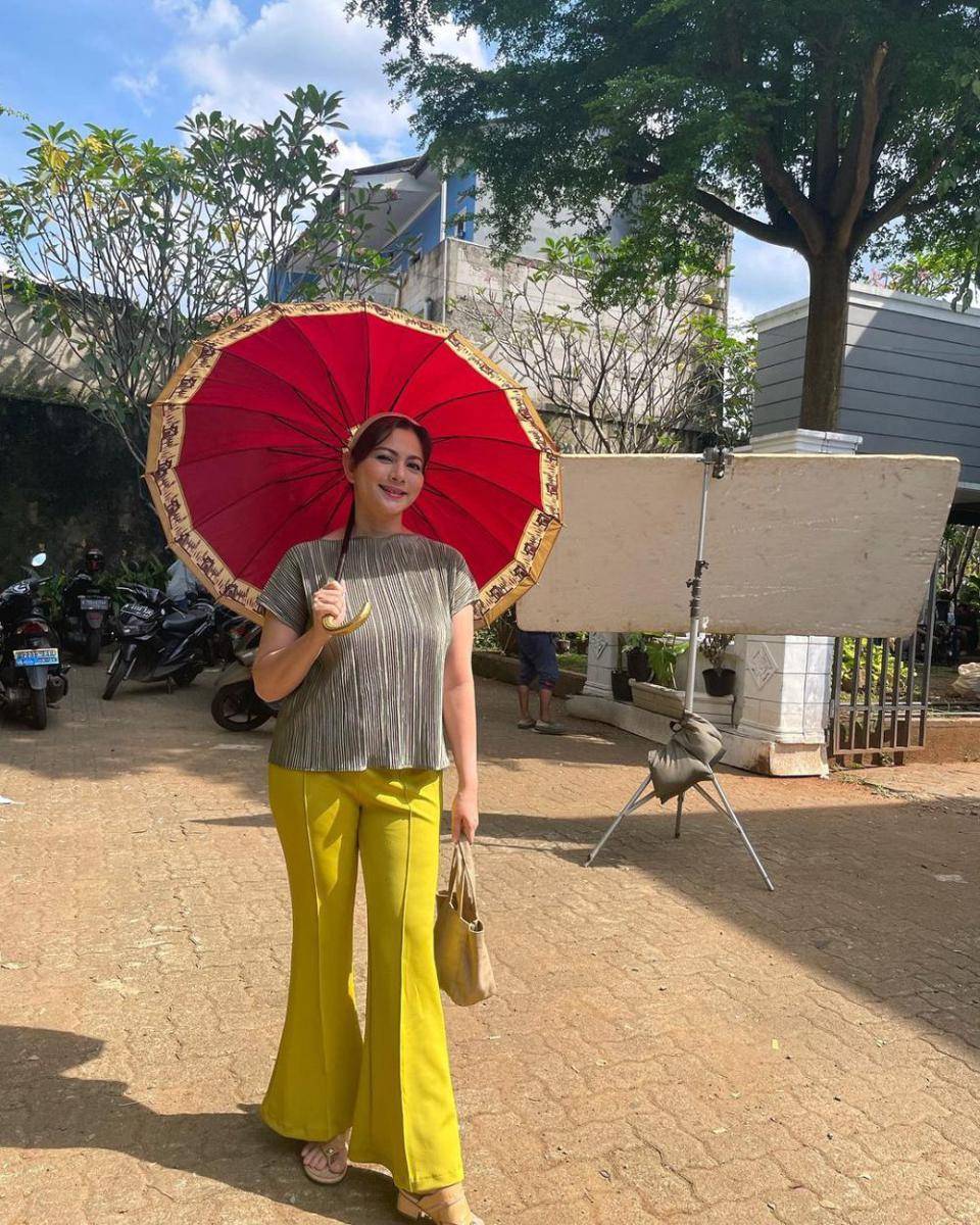 ide gaya berkain ala Cut Keke(instagram.com/cutkeke_xavier)