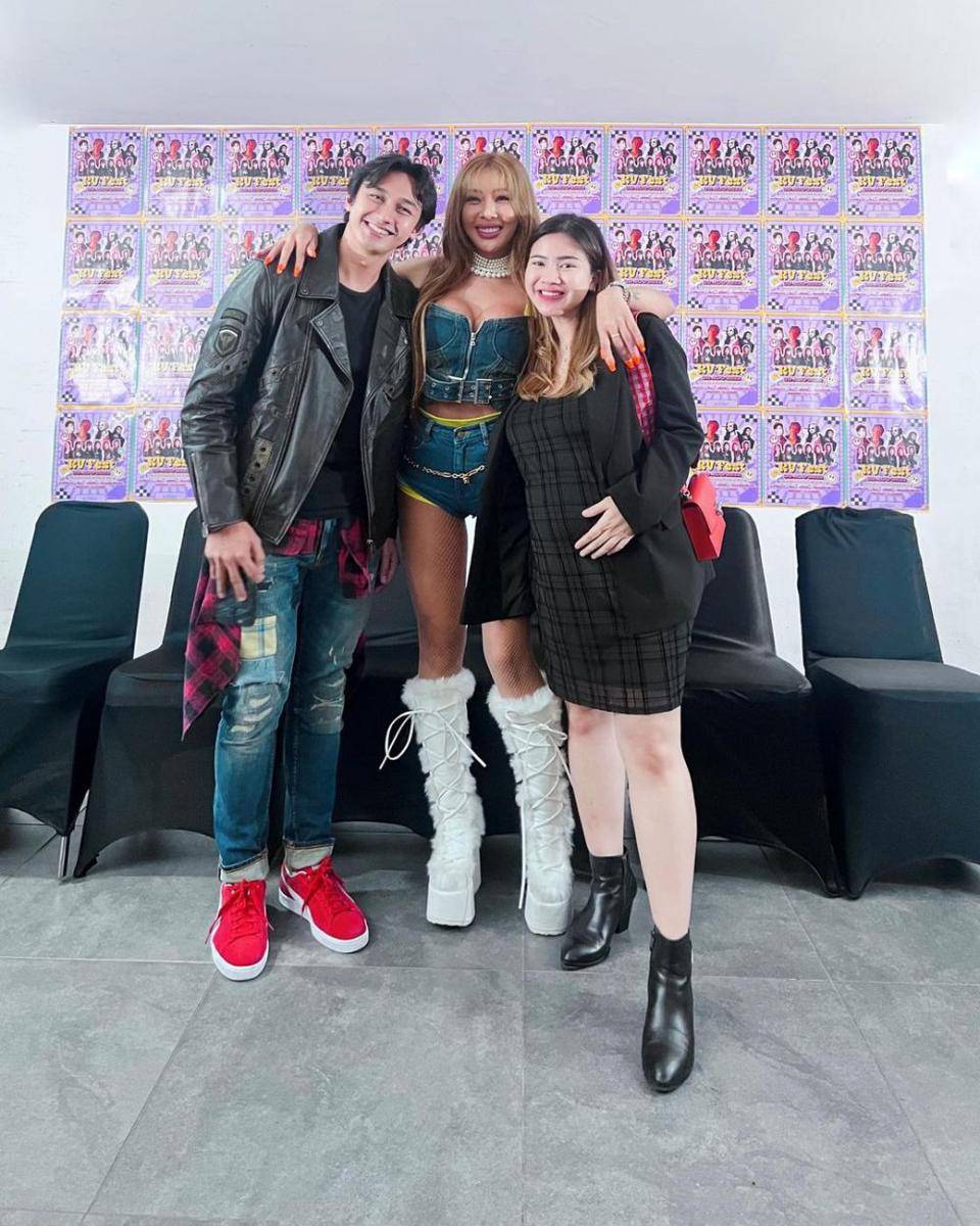 potret Felicya Angelista dan Caesar Hito bersama Jessi (instagram.com/felicyangelista_)